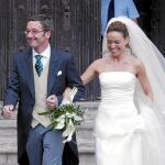 José María Lasalle y Meritxell Batet el día de su boda en 2005