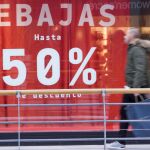 Escaparate con descuentos