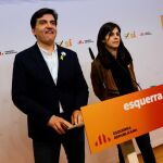El portavoz parlamentario de ERC, Sergi Sabrià, y su nueva portavoz, Marta Vilalta.