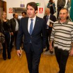 El consejero Juan Carlos Suárez-Quiñones, asiste a la jornada «Retos y oportunidades de la agricultura ecológica en Castilla y León», junto al coordinador de UCCL, Jesús Manuel Palacín