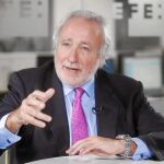El ex diputado de CiU, Antoni Fernández Teixidó, es una de las caras visibles de Lliures