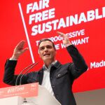 Pedro Sánchez durante su intervención en la última jornada de la convención del Partido Socialista Europeo (PES)