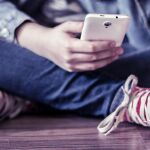 Adolescentes y nuevas tecnologías: claves para que estén conectados pero no se alejen de ti