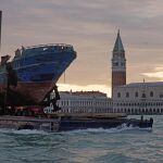 La obra del islandés Christoph Bucher, 'Barca Nostra'