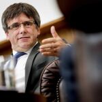 El expresidente catalán Carles Puigdemont participando en una charla en la Universidad de Amsterdam (Holanda) / Efe