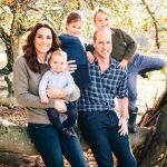 El príncipe Guillermo y Kate Middleton posan con sus hijos George, Charlotte y Louis / Foto: Twitter Kensington Palace