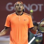 Imagen de archivo del tenista australiano Nick Kyrgios durante el partido contra Gael Monfils en el Abierto de japón