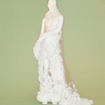 Vestido con el que Palomo Spain participa en la exposición del Metropolitan de Nueva York