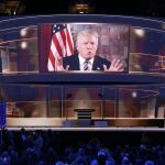Donald Trump se dirige a sus seguidores en la convención republicana de Cleveland (Ohio)
