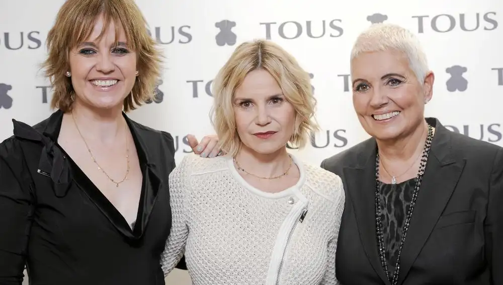 De izq. a dcha., Rosa Tous, Eugenia Martínez de Irujo y la diseñadora Rosa Oriol