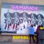 Cartel colgado en el Ayuntamiento de Olot
