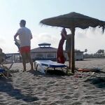 El secretario general del PSOE, Pedro Sánchez, durante sus vacaciones en Almería