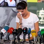 Ruth Beitia, campeona olímpica de salto de altura en Río'2016, ha anunciado su retirada de la alta competición durante el acto de entrega de esa medalla de oro al Museo del Deporte de Santander