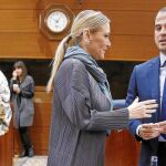 Cifuentes y Aguado, en la imagen durante la celebración de un Pleno en la Asamblea, han mantenido varios enfrentamientos en el último año