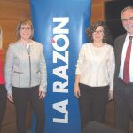 De izquierda a derecha, Laura González, responsable de Nutrición, salud y bienestar de Nestlé España; Raquel Bonilla, Alejandra Gutiérrez, coordinadora de la Unidad de Dietética y Nutrición del Hospital Sant Joan de Déu de Barcelona, y Rafael Casas, psiquiatra y consultor en promoción de hábitos saludables