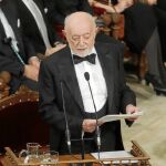 García Gual, durante la lectura en la RAE