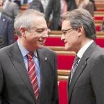 Navarro y Mas en una imagen al finalizar un pleno en el Parlament
