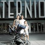 Manuel Mosquera y Cristina Carrillo, que han sido padres hace sólo unos días, celebraban ayer la noticia