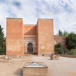 La Alhambra abre al público de manera excepcional la enigmática Puerta de los Siete Suelos