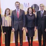 Los Reyes visitan el expositor de Castilla y León en Fitur junto a la consejera García Cirac, los alcaldes Antonio Silván y José Luis Rivas y Javier Ramírez