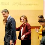 Sánchez certifica el veto a los vehículos contaminantes en 2040