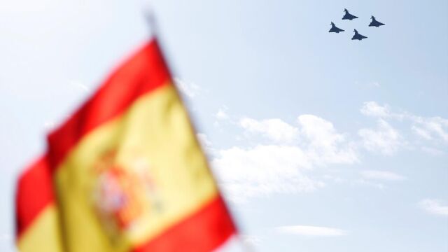 Los cuatro Eurofighter que han desfilado mañana