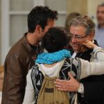 Cariño gesto de la madre de Gabriel al ministro del Interior, Juan Ignacio Zoido