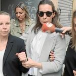 La mujer de Zaplana, Rosa Barceló (izquierda), y su hijas, en una imagen de archivo