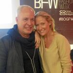 Fiona Ferrer junto al diseñador colombiano Hernán Zajar