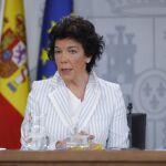La portavoz del Gobierno, Isabel Celaá, durante el Consejo de Ministros