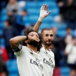 Marcelo, junto a Benzema