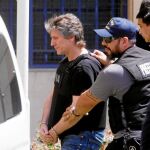 El ex vicepresidente Amado Boudou poco después de ser detenido, ayer