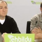 El portavoz de Sortu, Pernando Barrena, y el dirigente de EA, Unai Ziarreta
