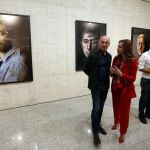 La presidenta de las Cortes, Silvia Clemente, inaugura la muestra