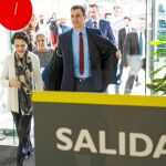 Pedro Sánchez, ayer en un acto con la ministra de Trabajo, Magdalena Valerio