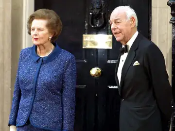 Margaret Thatcher, junto a su marido Sir Denis Margaret Thatcher, junto a su marido Sir Denis