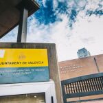 Los alumnos afectados por la baja llevan ya más de un mes de clases perdidas