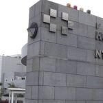 La mujer fue trasladada al hospital con heridas profundas
