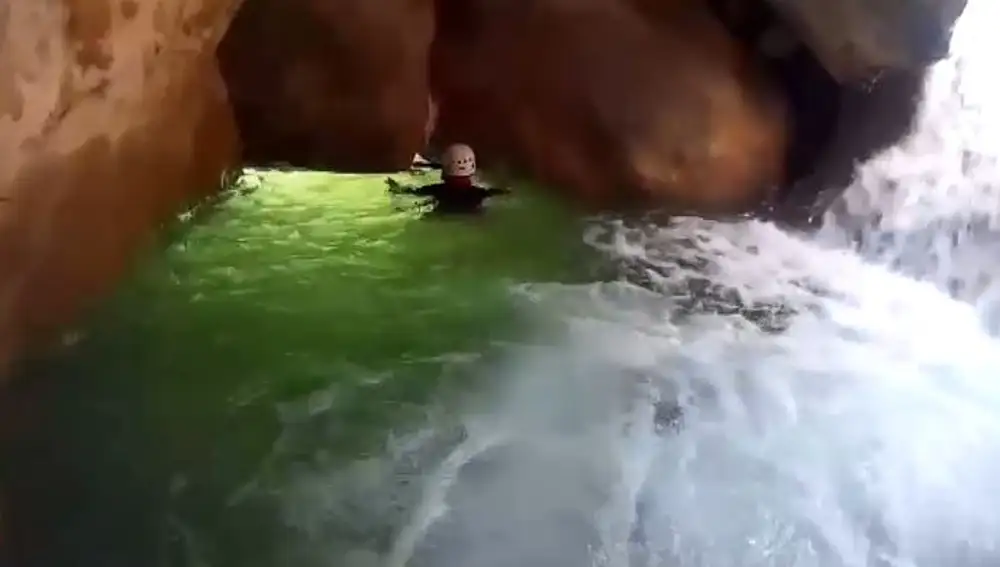 Barranco de Oscuro de Balcés, en el Pirineo de Huesca/Atlas