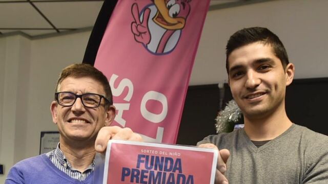 Un informático y un economista están detrás de los cálculos de probabilidades de Loterías Perolo, en San Pedro del Pinatar (Murcia). El año pasado repartieron tres premios y «este año queremos dar cinco gracias a la fórmula matemática», afirma su gerente