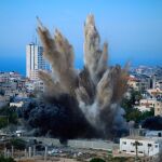 Gaza y sus alrededores amanecieron hoy en calma y el Ejército israelí anunció el levantamiento de las limitaciones a su población civil