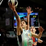 El base argentino Nico Laprovittola del Joventut