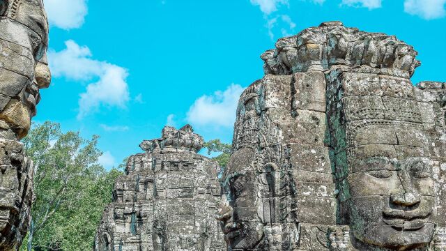 El conjunto arqueológico de las ruinas de Angkor se ha ganado, por méritos propios, un lugar destacado entre las maravillas de la antigüedad.