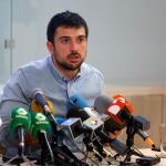 Ramón Espinar durante la rueda de prensa para presentar su candidatura