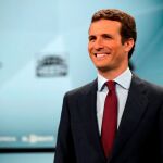 El líder del PP, Pablo Casado antes del inicio del segundo debate electoral / Efe