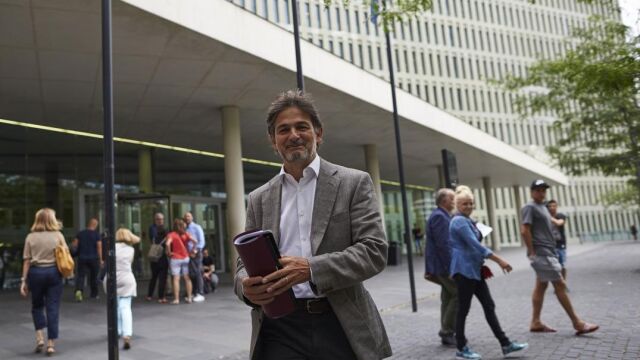 El hijo del ex presidente de la Generalitat a su salida de la Ciudad de la Justicia de Barcelona el año pasado Foto: Efe