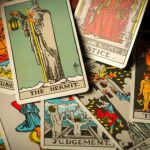 La jueza que echaba las cartas del tarot no será suspendida
