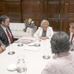 La ciudad de Madrid ha perdido 185 quioscos en los últimos seis años, según explicó ayer la Asociación de Vendedores Profesionales de Prensa de Madrid, que denunció que existen muchos puntos de venta desiertos sin que el Ayuntamiento los saque a concurso.
