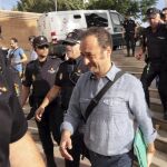 Franceso Arcuri, la expareja de Juana Rivas, a su llegada esta mañana al Juzgado de Instrucción 2 en la Caleta, Granada