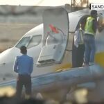 Al menos 15 heridos tras salirse de la pista un avión en La India